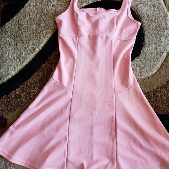 pink bodycon dress - Picture 3 of 7